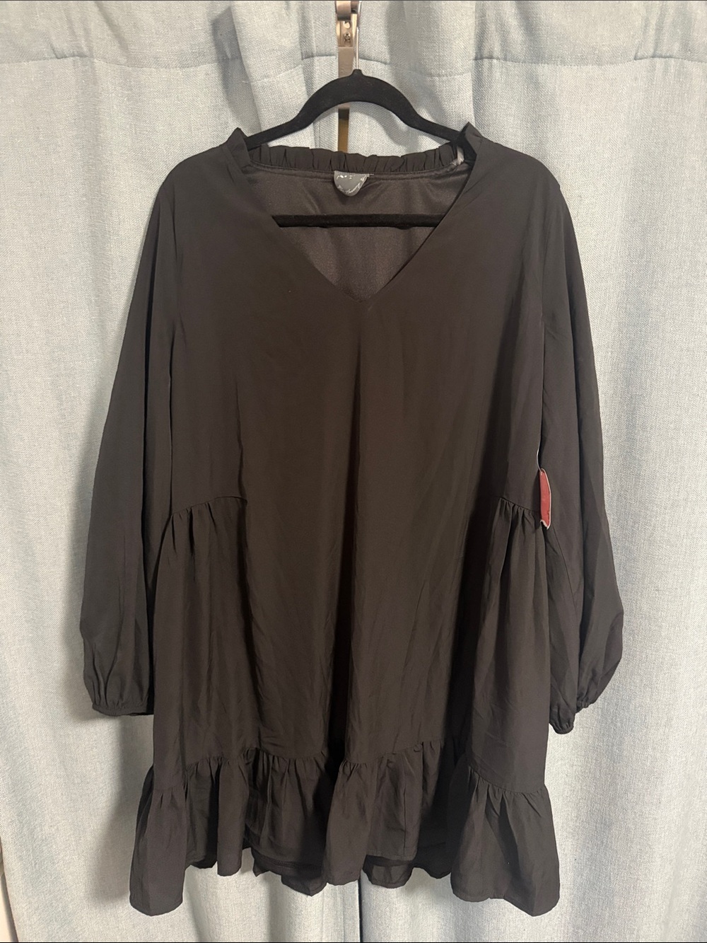 ARULA Black Long-Sleeve Ruffle Hem Tunic Dress - size 1x